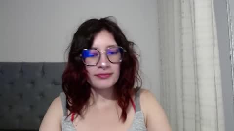 Snapshot of mariana124_ chatting on January 4, 10:13 pm Mariana online show from January 4, 10:13 pm