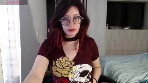 Snapshot of mariana124_ chatting on February 22, 12:40 pm Mariana online show from February 22, 12:40 pm