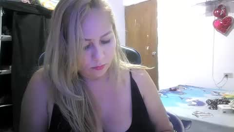 Snapshot of mariana995649 chatting on October 9, 2:44 pm mariana995649 online show from October 9, 2:44 pm