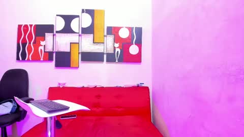 Snapshot of mariana_16_ chatting on February 25, 8:53 pm mariana_16_ online show from February 25, 8:53 pm