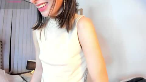 mariana__thompson online show from May 20, 3:14 am