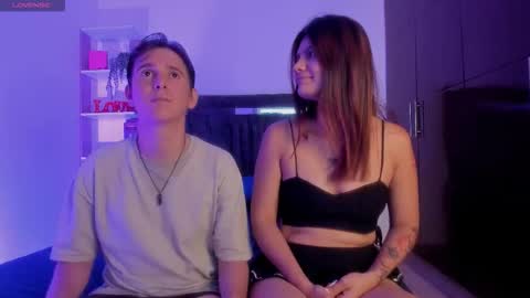 Mariana and Ronny online show from March 28, 8:32 pm