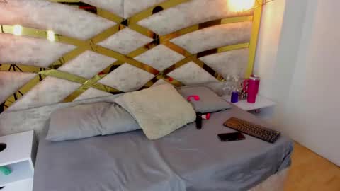 Snapshot of mariana_jhones_ chatting on October 14, 8:12 pm Mariana online show from October 14, 8:12 pm