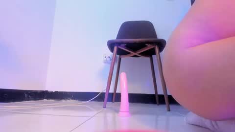 Mariana  online show from November 17, 3:03 pm