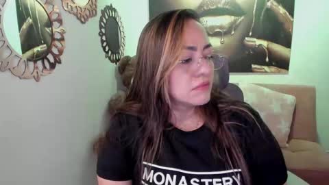 Mariana Lopez online show from May 10, 1:56 am