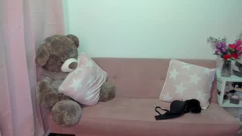 Mariana Lopez online show from March 11, 6:19 am