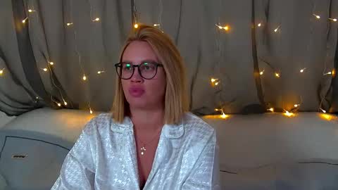 Maria online show from October 26, 6:18 pm