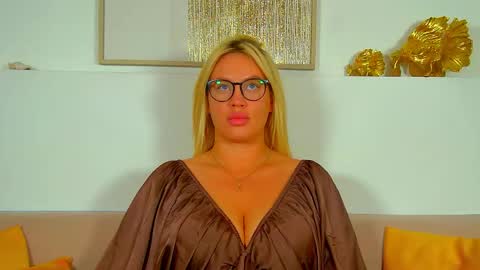 Maria online show from March 23, 7:19 pm