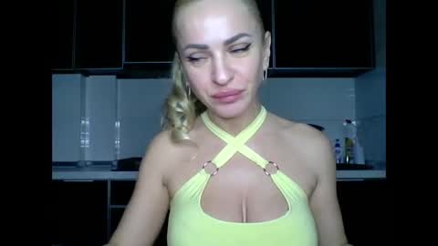 Snapshot of marianna1977 chatting on March 5, 11:49 pm marianna1977 online show from March 5, 11:49 pm