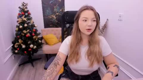 mariarobinsone online show from December 19, 11:38 am