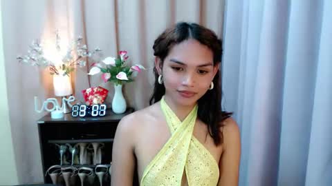 Snapshot of mariatransgracia chatting on October 2, 7:07 am Maria online show from October 2, 7:07 am