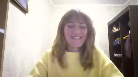 Elianor online show from April 18, 7:07 pm