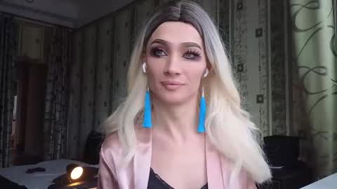 Mari online show from February 25, 11:54 am