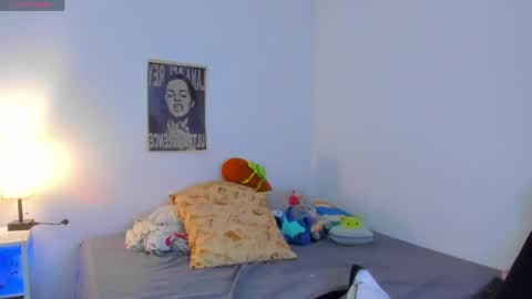 Mariee online show from May 13, 8:29 pm