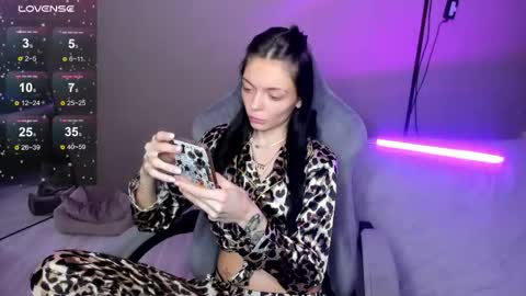 Maria  online show from April 14, 6:44 pm