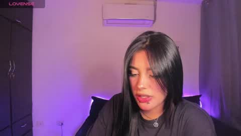 Mariana Hasper online show from July 4, 12:37 am