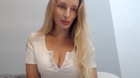 Snapshot of marilyndevilish chatting on October 13, 10:12 pm MarilynDevilish online show from October 13, 10:12 pm