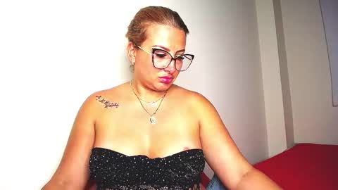 Snapshot of marilynleon chatting on October 1, 2:32 am Marilyn Leon online show from October 1, 2:32 am