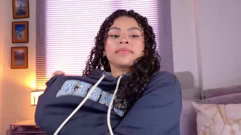    online show from September 23, 7:09 pm