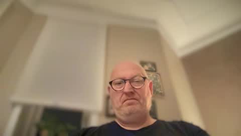 Mark online show from February 15, 8:01 pm