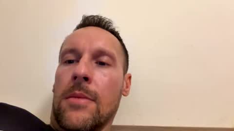 Mark online show from November 30, 3:41 pm