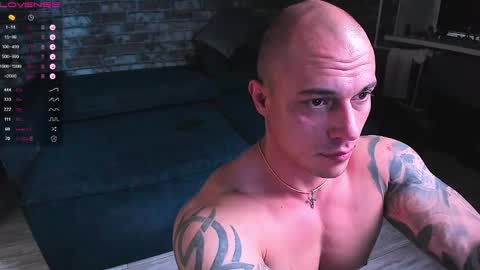 Mark online show from November 28, 10:00 am