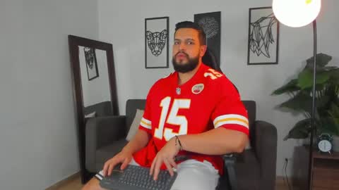 mark_x23 online show from April 5, 4:53 am