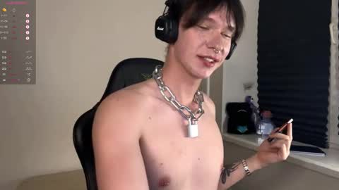 Mark online show from October 9, 9:42 pm