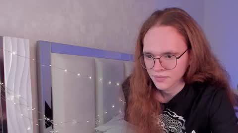 Mark online show from October 3, 4:15 pm