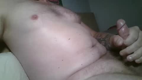 Snapshot of markinside chatting on October 21, 10:24 pm markinside online show from October 21, 10:24 pm