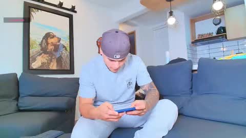 Sebastian online show from October 27, 7:36 pm