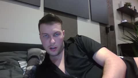 Snapshot of markster9696 chatting on January 12, 6:59 pm markster9696 online show from January 12, 6:59 pm