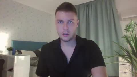 Snapshot of markster9696 chatting on October 11, 7:50 pm markster9696 online show from October 11, 7:50 pm