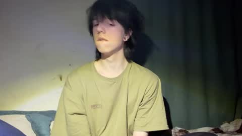 Mark online show from April 6, 9:49 pm