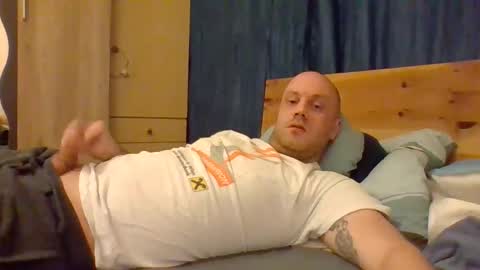 markus_7 online show from November 2, 6:30 pm