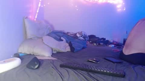 markymark101825061 online show from January 23, 8:57 am