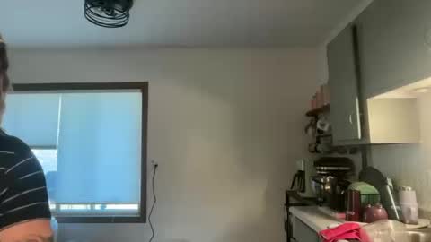 Snapshot of maroon_moon chatting on October 11, 9:40 pm maroon_moon online show from October 11, 9:40 pm