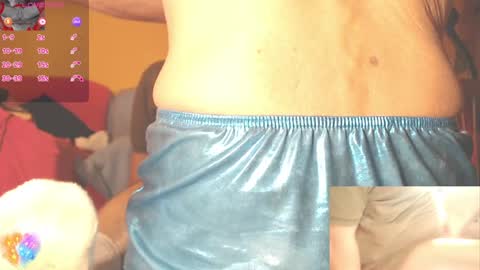   online show from January 4, 3:28 pm