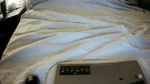 Jess and Nick online show from October 8, 2:40 am