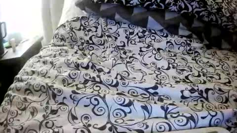 Jess and Nick online show from February 27, 4:16 am