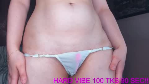 Hey guys Im MaryLets be friendsThis is my first stream online show from April 5, 11:35 pm