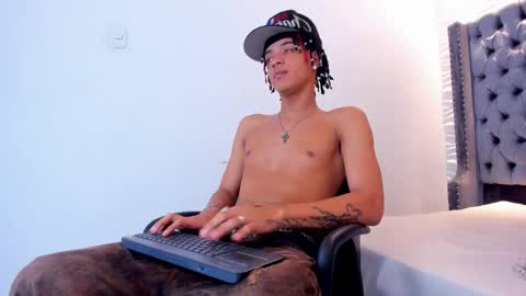 MARSHALL online show from February 11, 1:04 pm