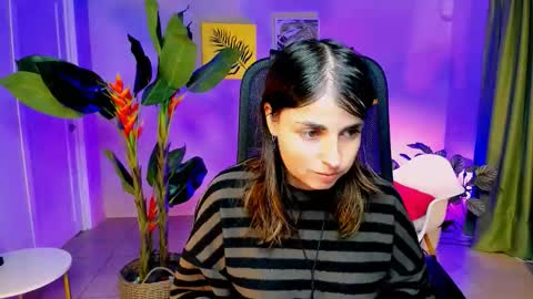 martaedams online show from November 18, 6:16 am