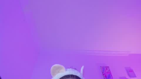 C A R O L I N A  online show from July 1, 5:10 pm
