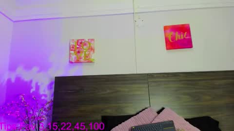 martina mIIler online show from December 17, 12:45 pm