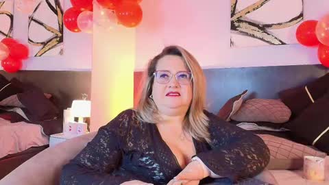 Snapshot of martinacaicedo chatting on February 11, 12:25 pm Martina Caicedo online show from February 11, 12:25 pm