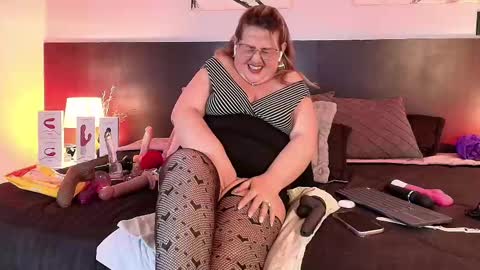 Snapshot of martinacaicedo chatting on February 15, 4:01 pm Martina Caicedo online show from February 15, 4:01 pm