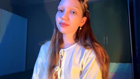 Snapshot of martinwion chatting on October 6, 8:37 pm Emily online show from October 6, 8:37 pm