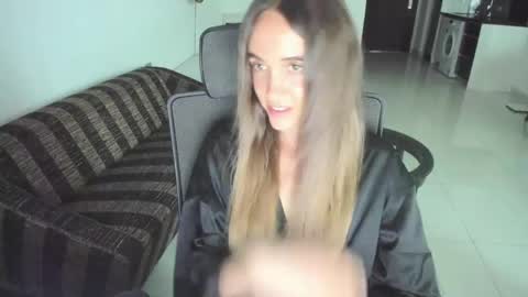 Mary Jane online show from April 10, 6:30 am