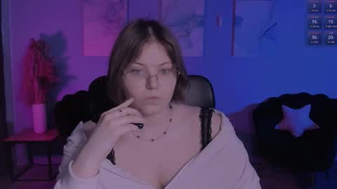 mary_moon__ online show from April 20, 7:06 pm